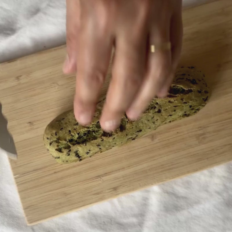 Gluten Free Vegan Tofu Bread Stick with Matcha & Black Sesame - 3pc
Foodcraft Online Store