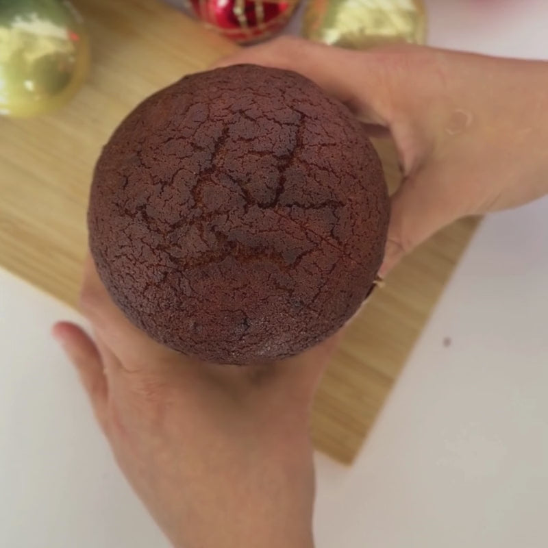 Load video: 無麩質不含乳製品意式聖誕麵包 - 1lb